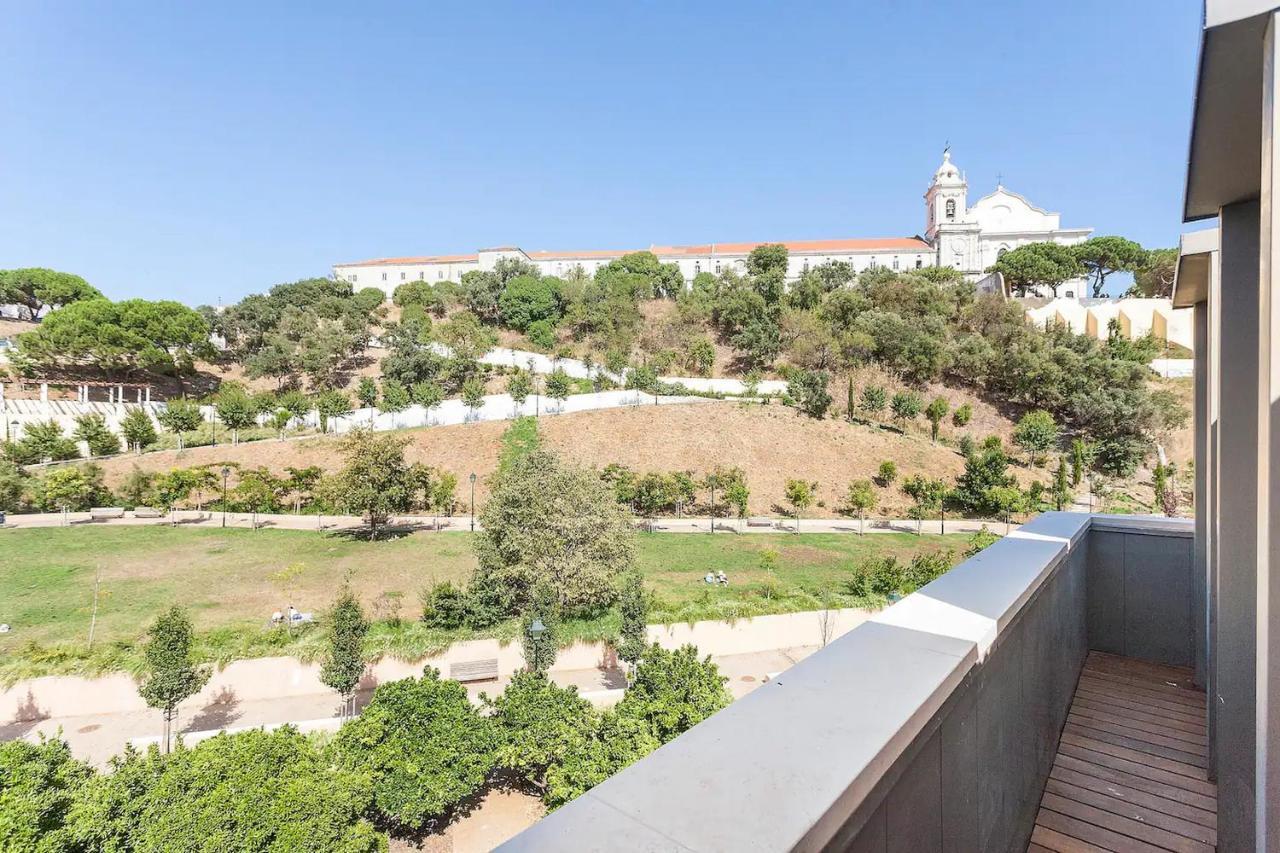 Flh Mouraria Art Apartment With Pool Lisboa Kültér fotó